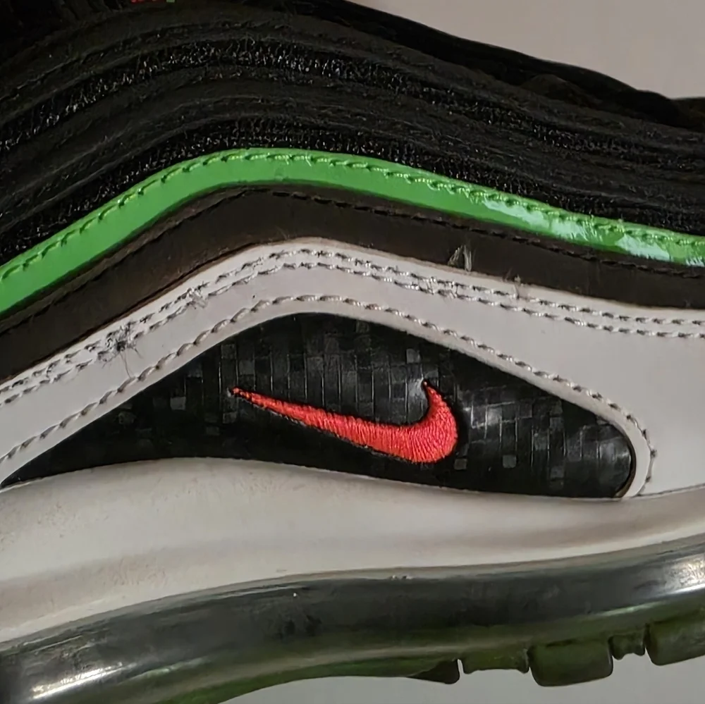 NIKE AIR MAX 97 (GS) Black Bright Crimson-White Sz. 5 Youth Sneakers